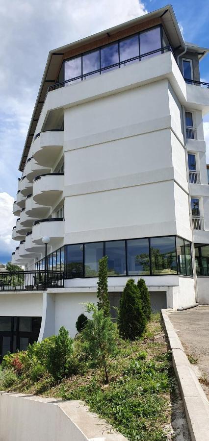 Plaza Hotel Varvarin ภายนอก รูปภาพ